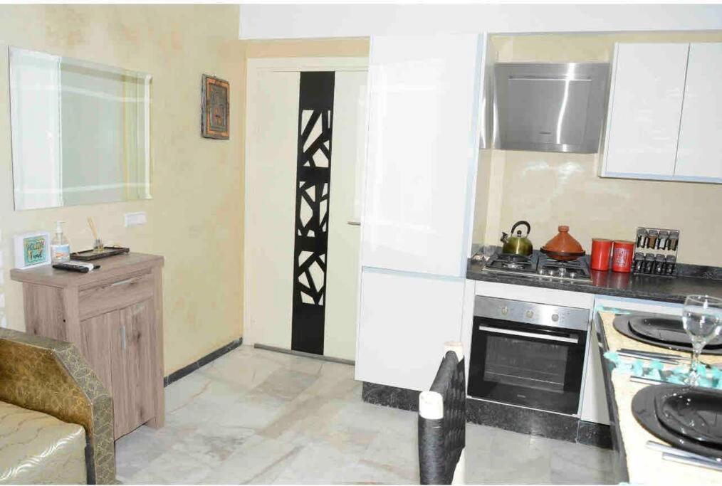 Appartement Bien Situe A Gueliz Marrakesh Exterior foto